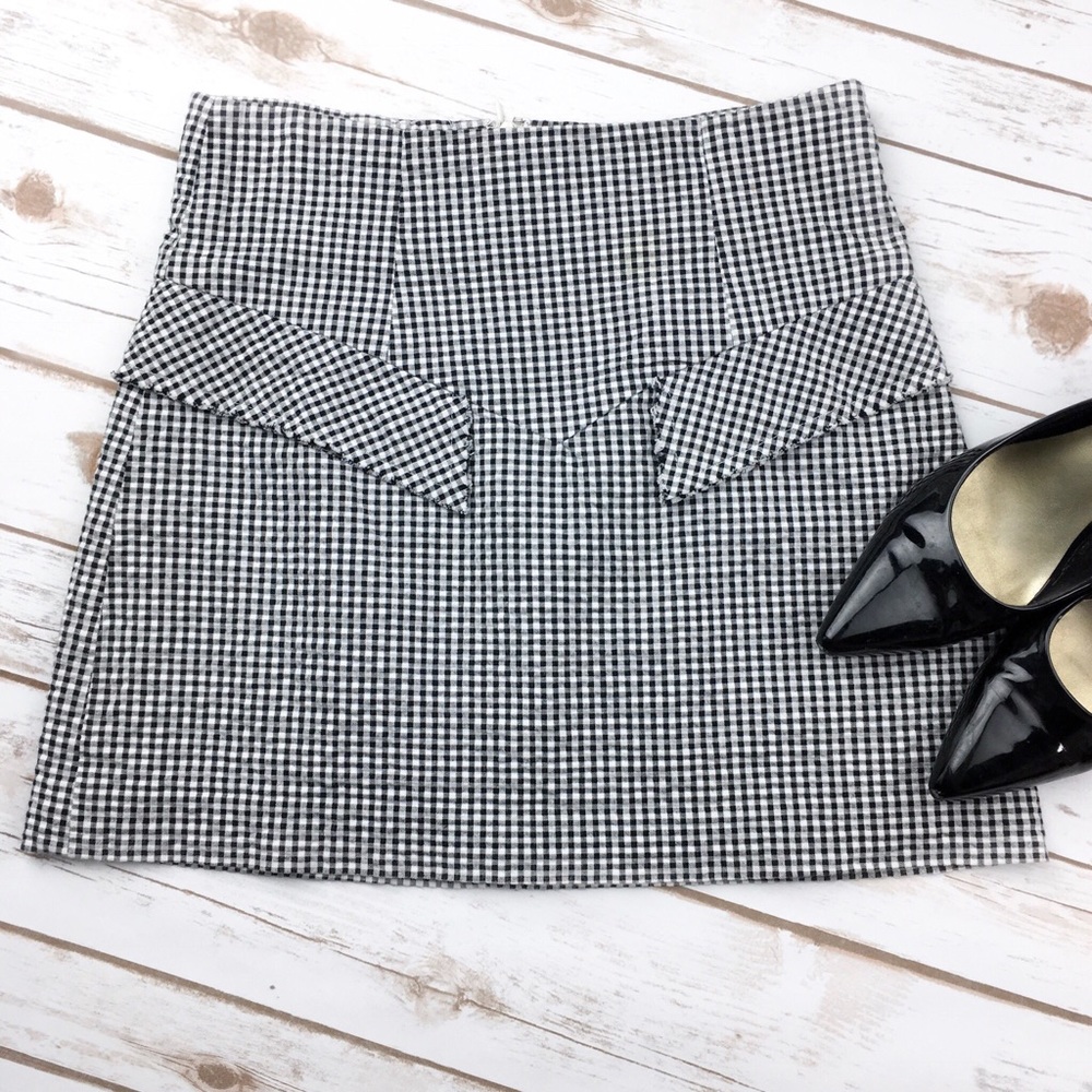 Black and white checkered Mini skirt